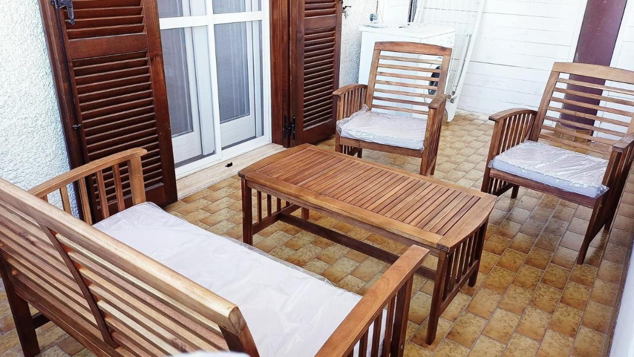 Casa Magnolia Apartment Pomezia Exterior foto